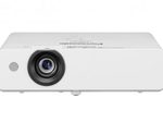 Panasonic PT-LB426 mobiler LCD Beamer 4100 Lumen