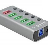 DeLOCK Externer USB 3.2 Gen 1 Hub mit 4 Ports und USB-A + 1 Schnellladeport