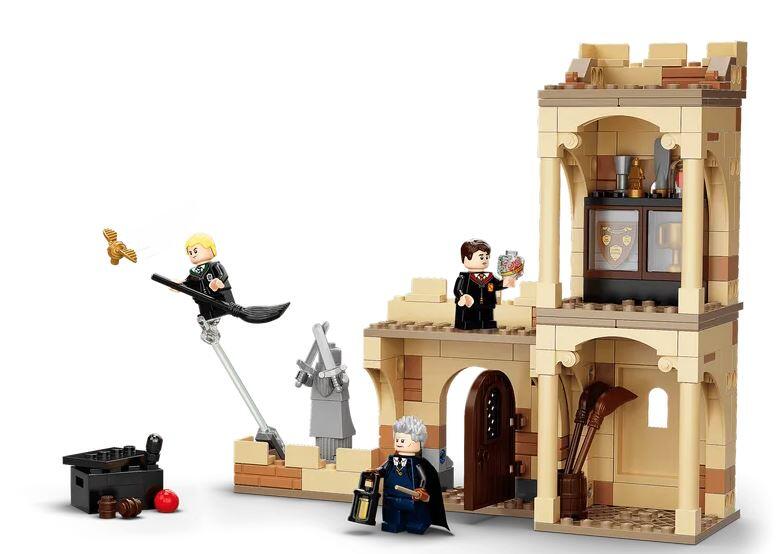 LEGO® Harry Potter Hogwarts™: Erste Flugstunde 76395