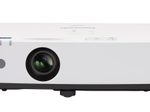Panasonic PT-LMW460 mobiler Laser LCD Beamer 4600 Lumen