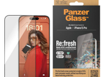 PanzerGlass™ Re:Fresh Displayschutzfolie für das Apple iPhone 15 Pro/Ultra-Wide Fit mit Easyligner