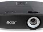 Acer P6200 mobiler DLP Business Beamer 5.000 Lumen
