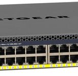 Netgear M4300-52G-PoE+ (GSM4352PB) 48-Port Gigabit PoE+ Stapelbarer Managed Switch mit 4 10G Ports (1000W PSU)