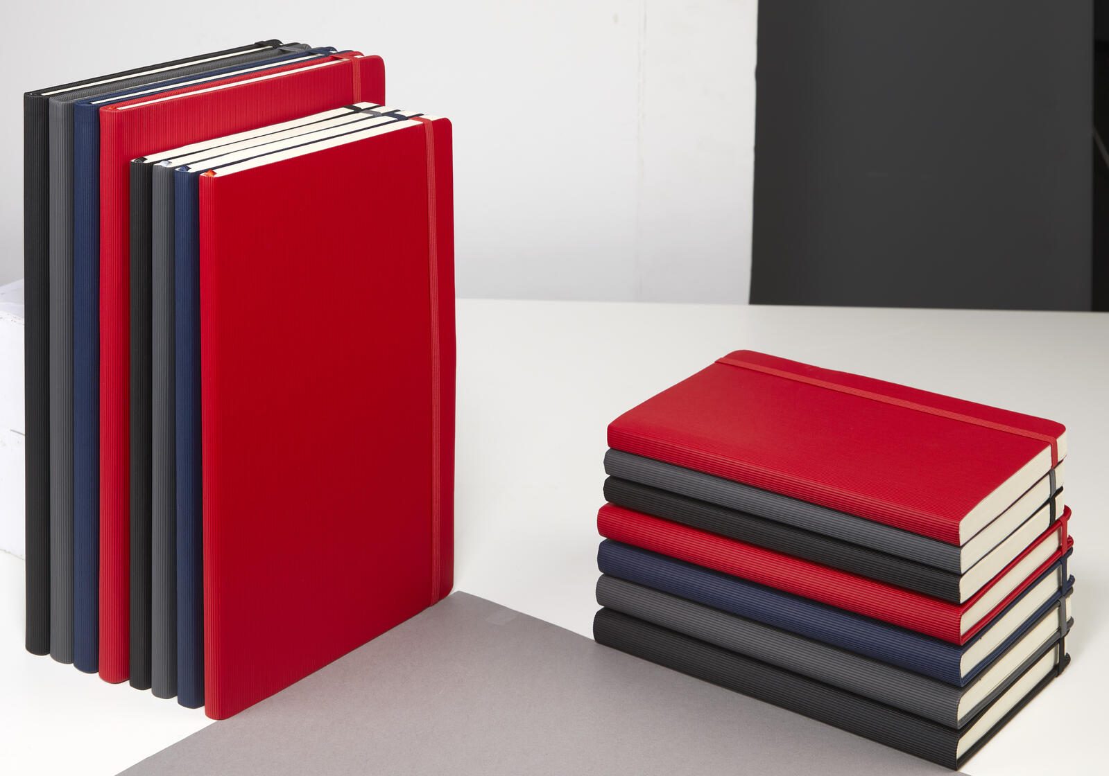 SIGEL Conceptum® Notizbuch ca. DIN A4 kariert, 194 Seiten