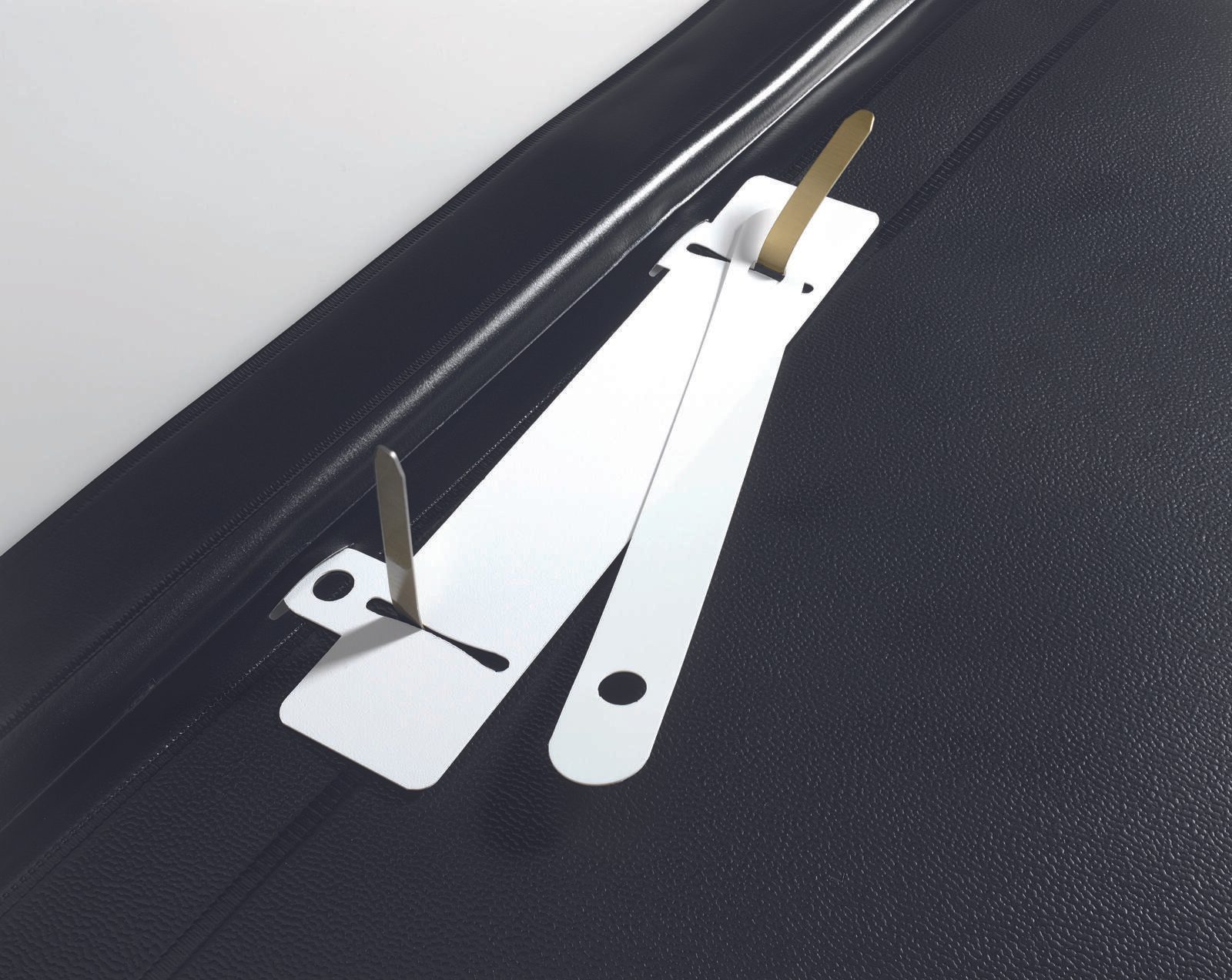 DURABLE Schnellhefter DIN A4 überbreit PVC schwarz