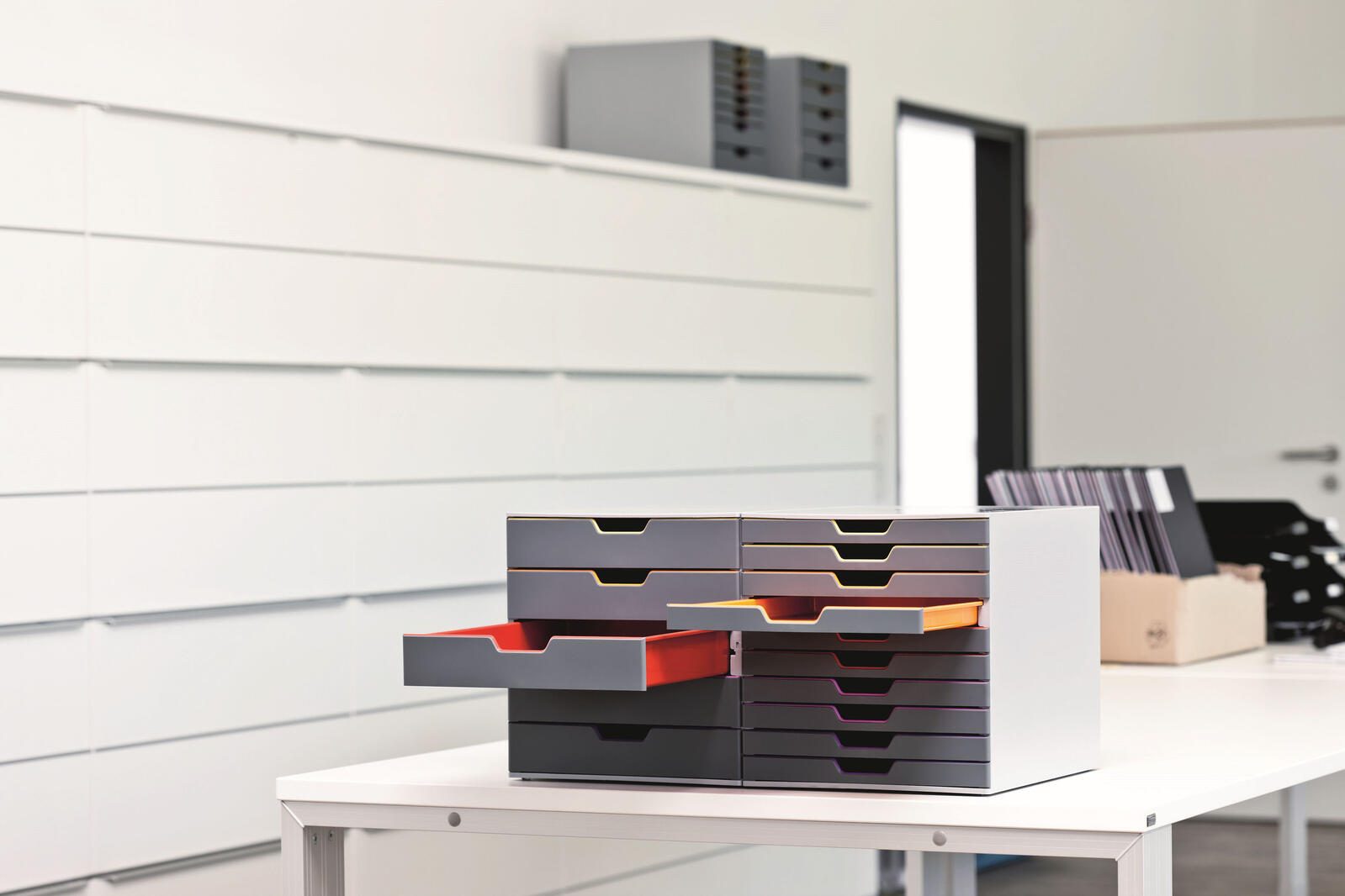 DURABLE Schubladenbox 760527  DIN C4 28,0 x 35,6 x 29,2 cm