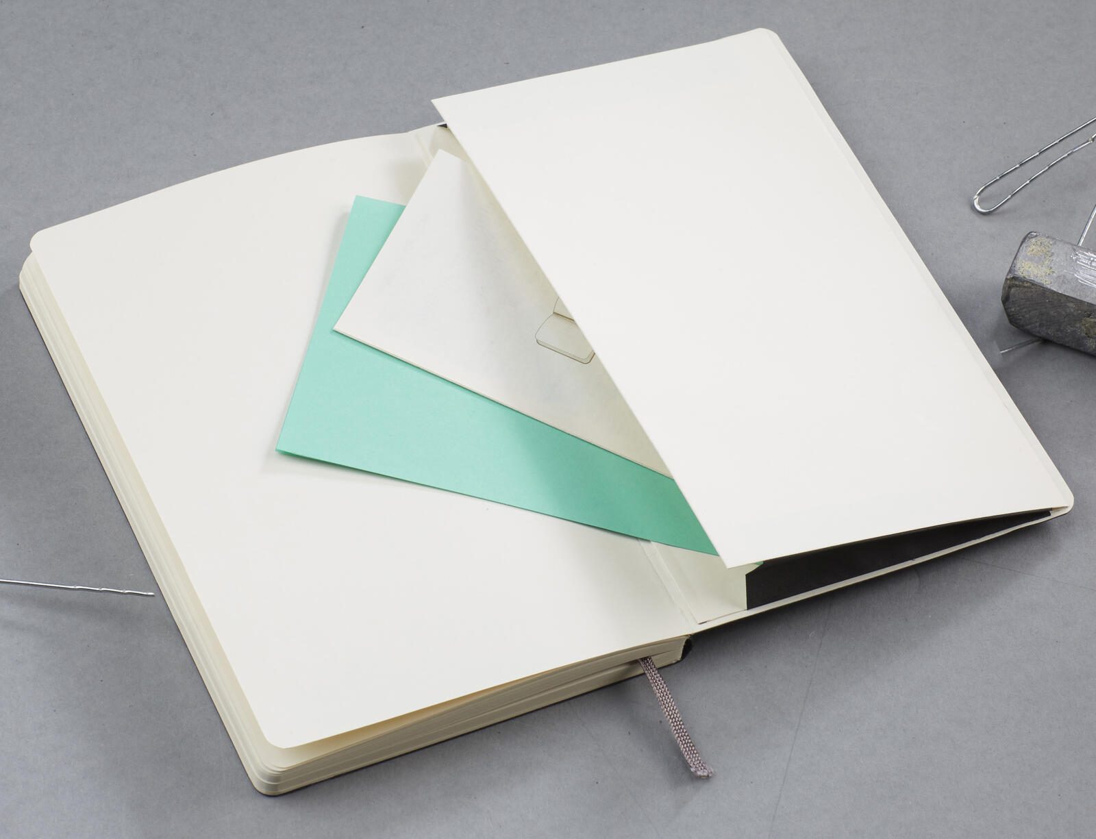 MOLESKINE Classic Collection fester Einband Notizbuch ca. DIN A5 liniert, 240 Seiten