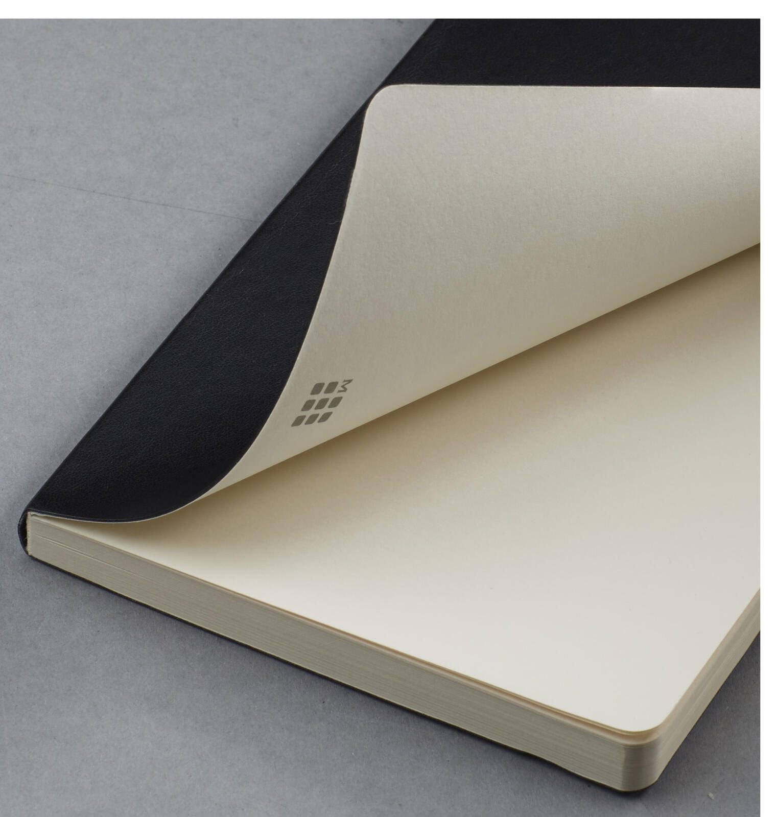 MOLESKINE Classic Collection flexibler Einband Notizbuch ca. DIN A5 kariert, 192 Seiten