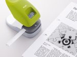 PLUS JAPAN Klammerloses Heftgerät grün
