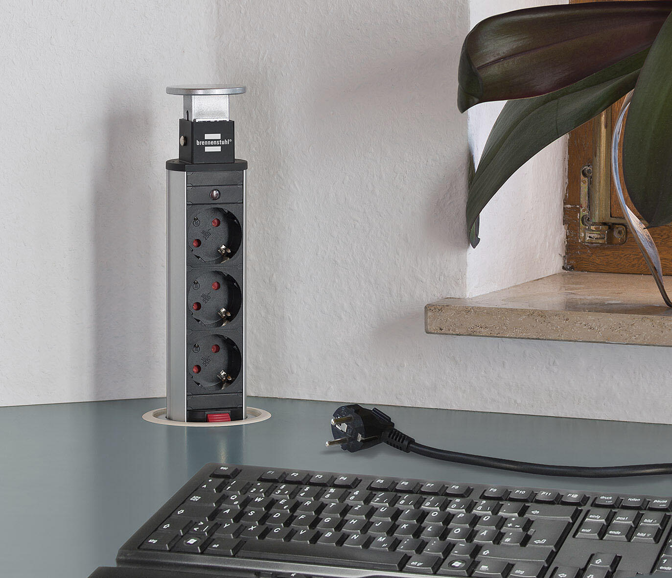 brennenstuhl Tischsteckdose Tower Power 2 m