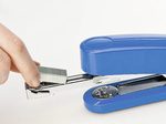 novus Heftgerät B4 ColorID easy blue
