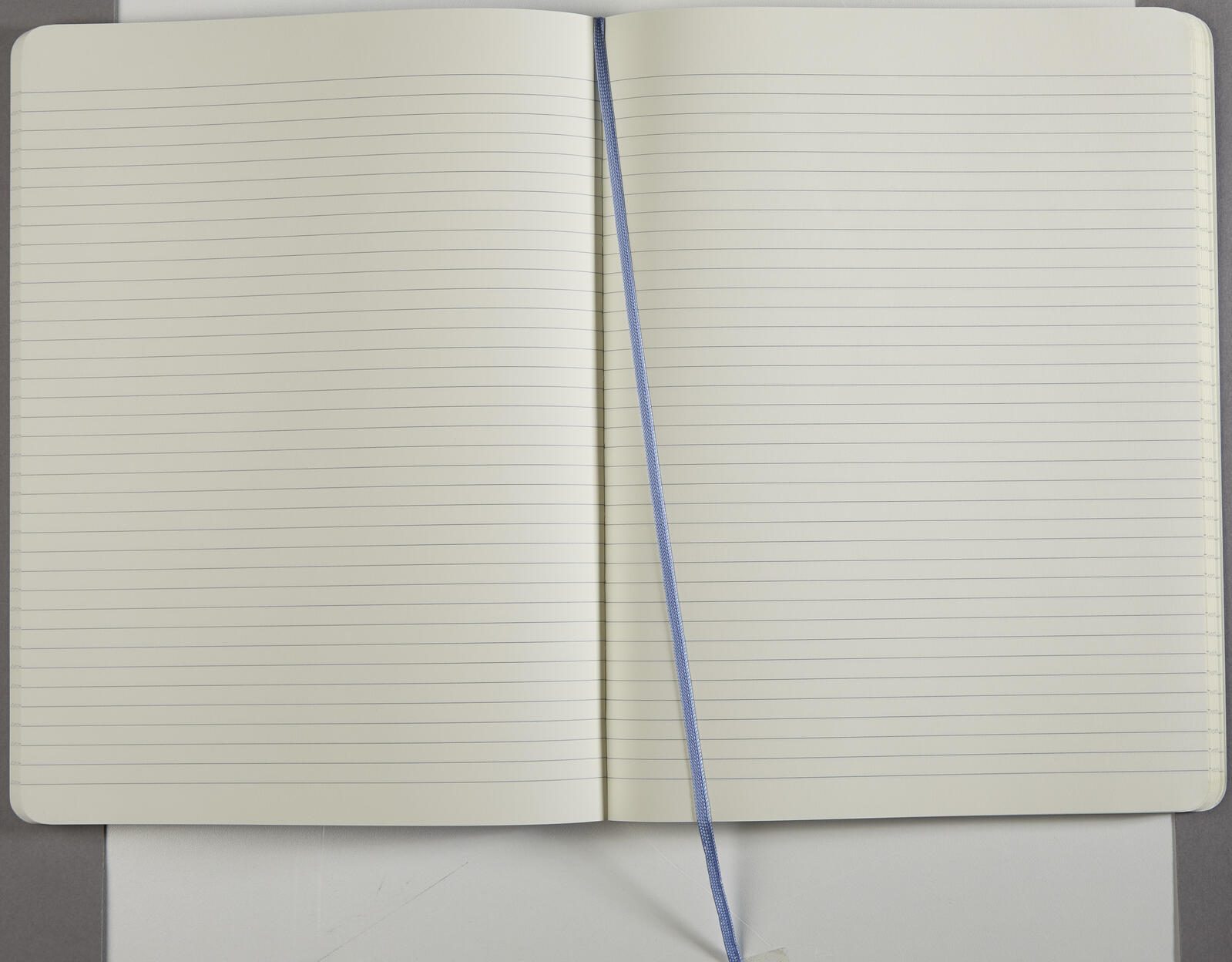 MOLESKINE Classic Collection flexibler Einband Notizbuch ca. DIN A4 liniert, 192 Seiten