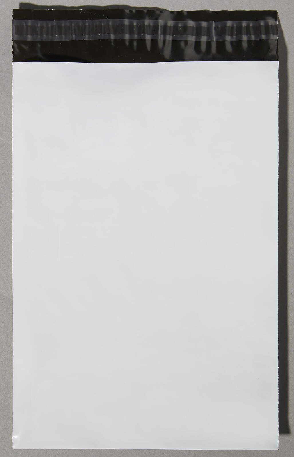 docuCARE® classic light Folienversandtaschen DIN C4 weiß