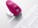 PLUS JAPAN Klammerloses Heftgerät pink