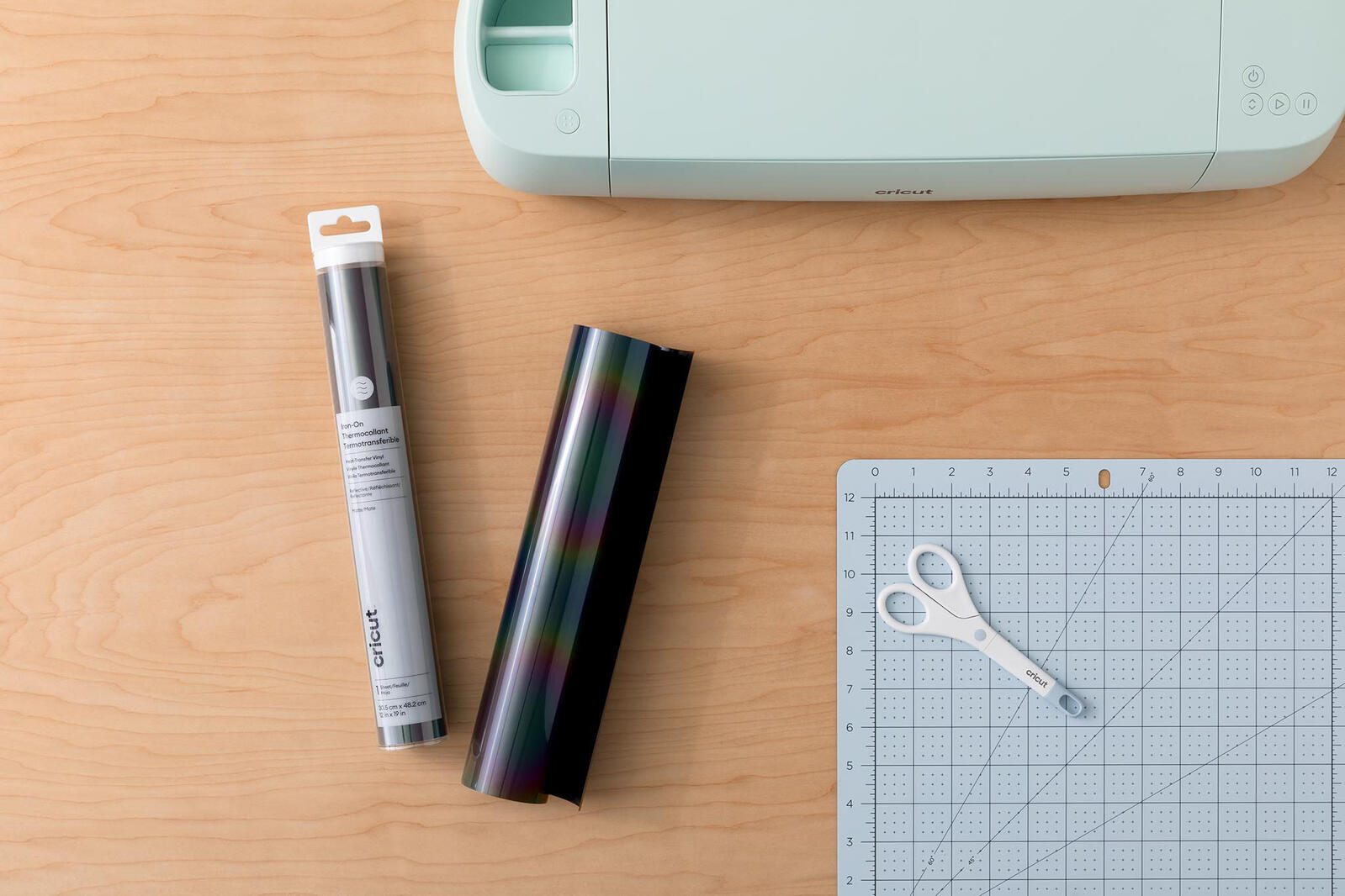 Cricut Aufbügelfolie 30.5 cm x 48.2 cm regenbogen