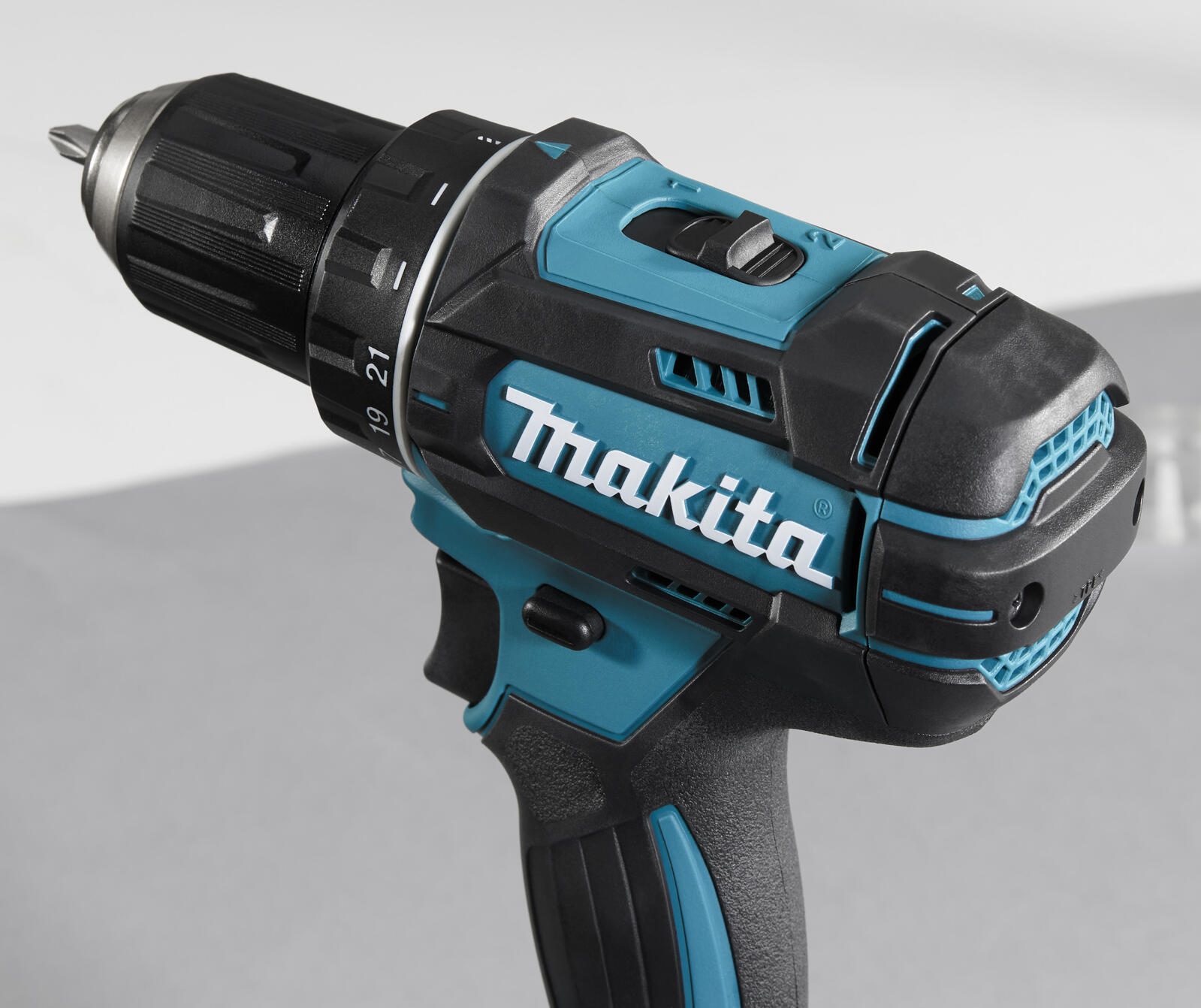 makita Akku-Bohrschrauber-Set DDF482RFJ