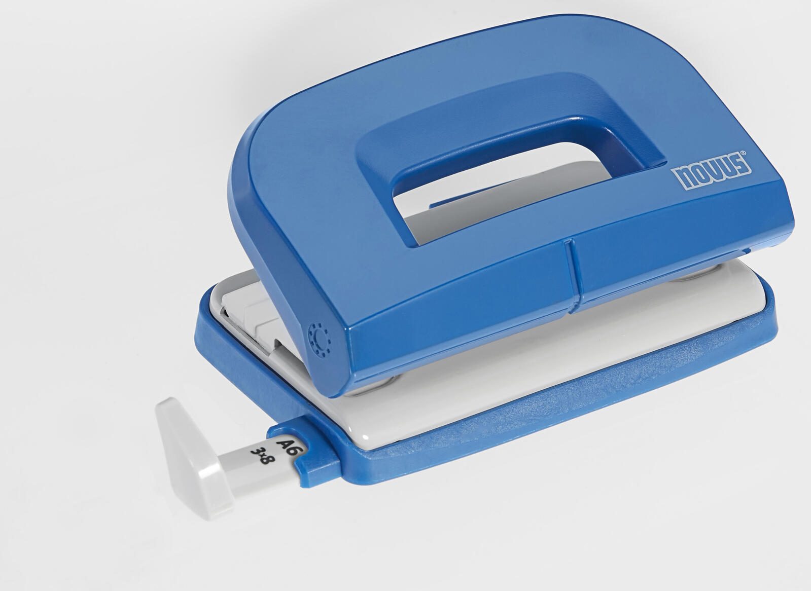 novus Locher und Heftgeräte Set blau