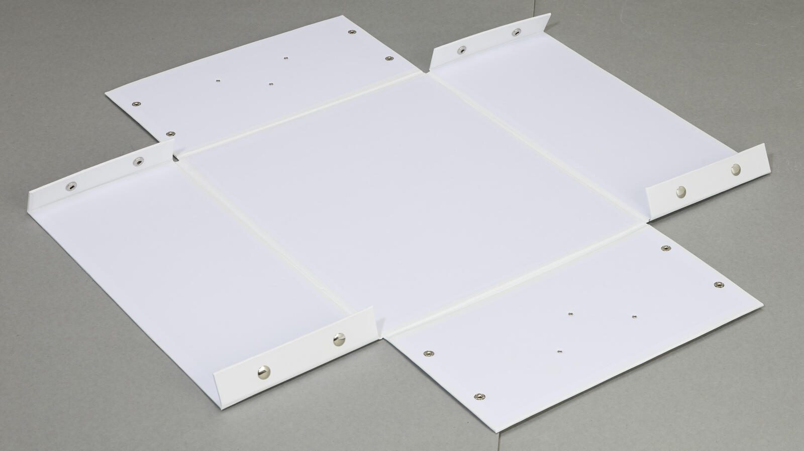 Zeller Aufbewahrungsbox 19,2 l - 33,0 x 40,0 x 17,0 cm weiß
