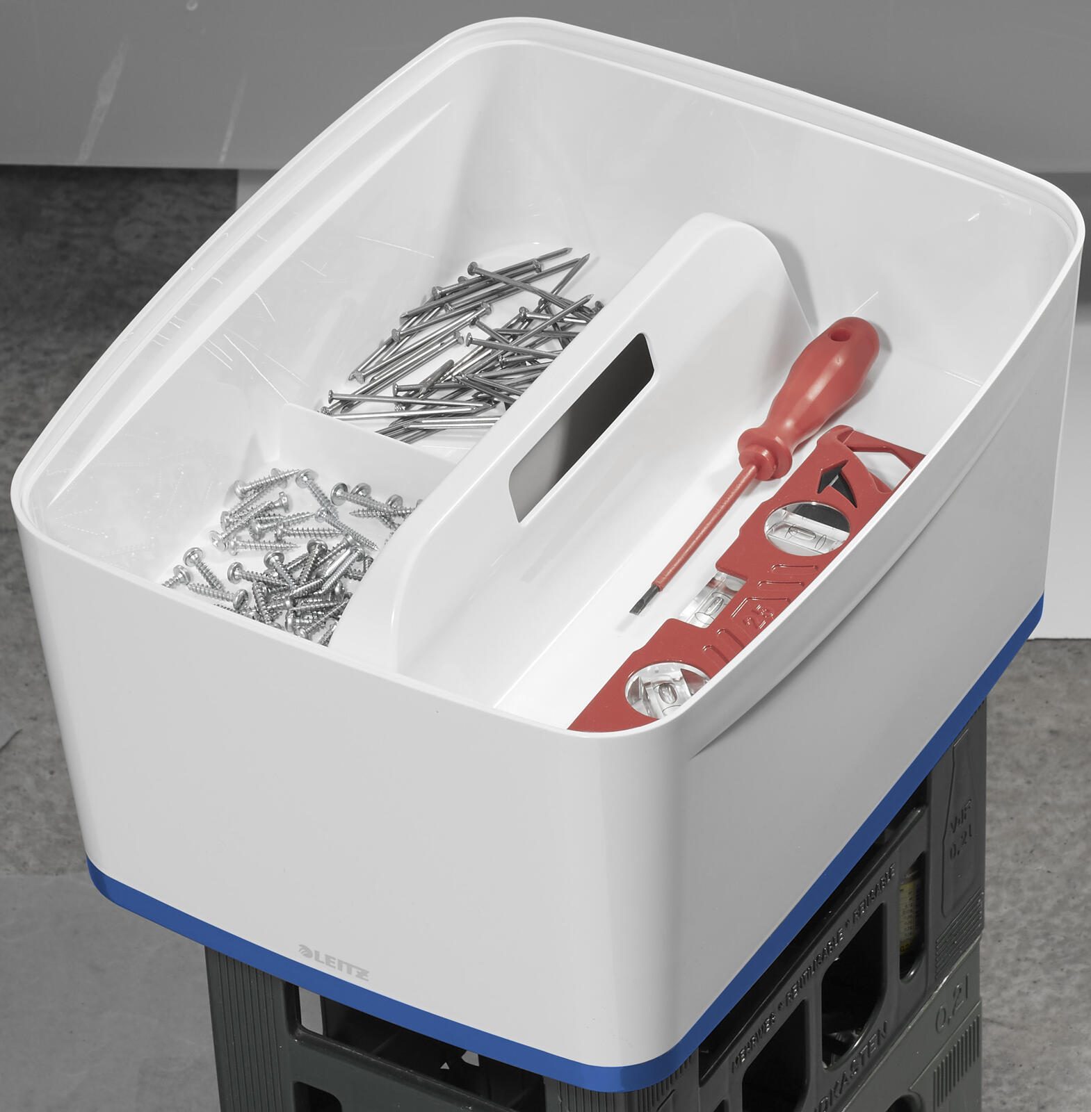 LEITZ Aufbewahrungsbox 18,0 l - 38,5 x 31,8 x 19,8 cm perlweiß/blau