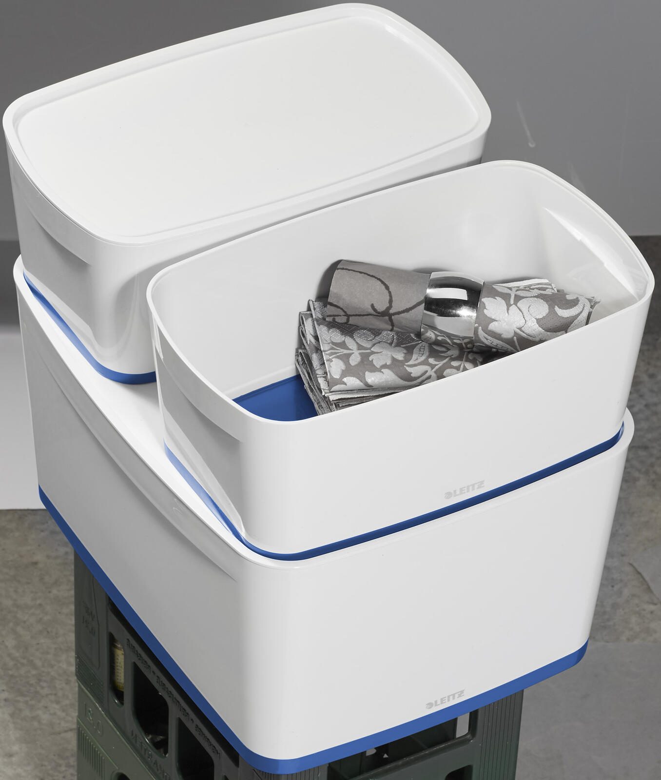 LEITZ Aufbewahrungsbox 18,0 l - 38,5 x 31,8 x 19,8 cm perlweiß/blau