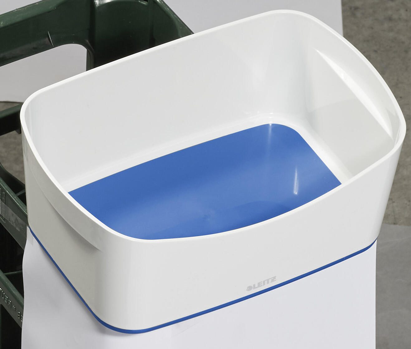 LEITZ Aufbewahrungsbox 3,0 l - 24,6 x 16,0 x 9,8 cm perlweiß/blau