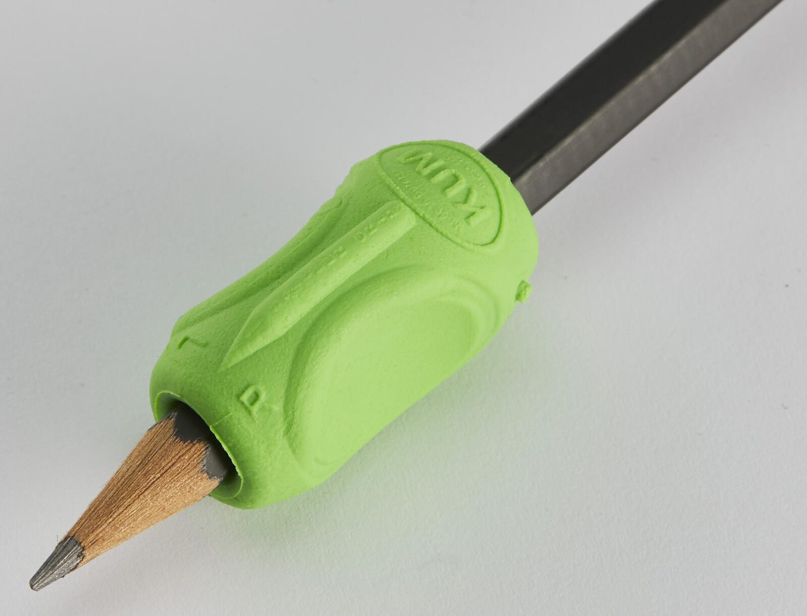 KUM Schreiblernhilfe Sattler Grip A7 G grün