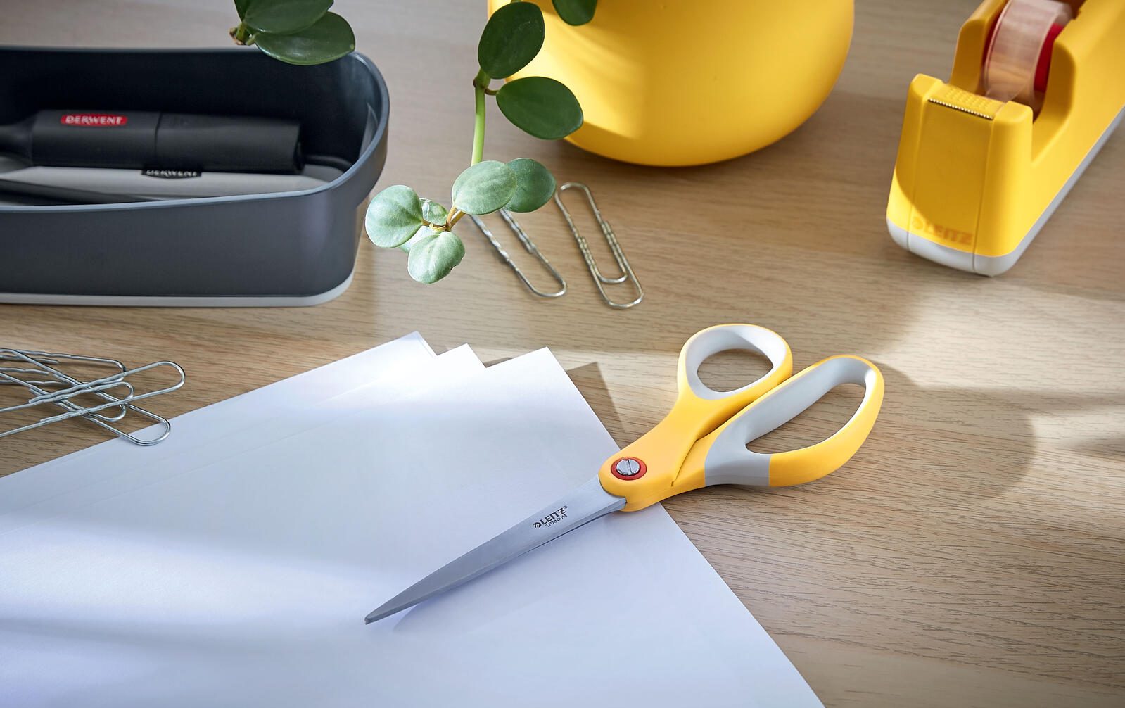 LEITZ Papierschere 20.5 cm