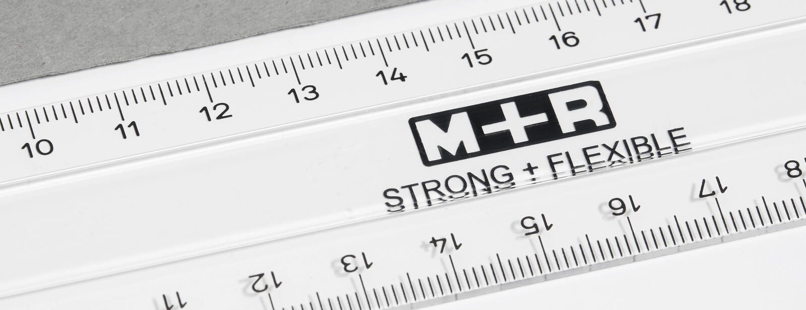 M + R Lineal 30 cm