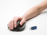 HANDSHOEMOUSE Hippus M Maus ergonomisch kabellos schwarz