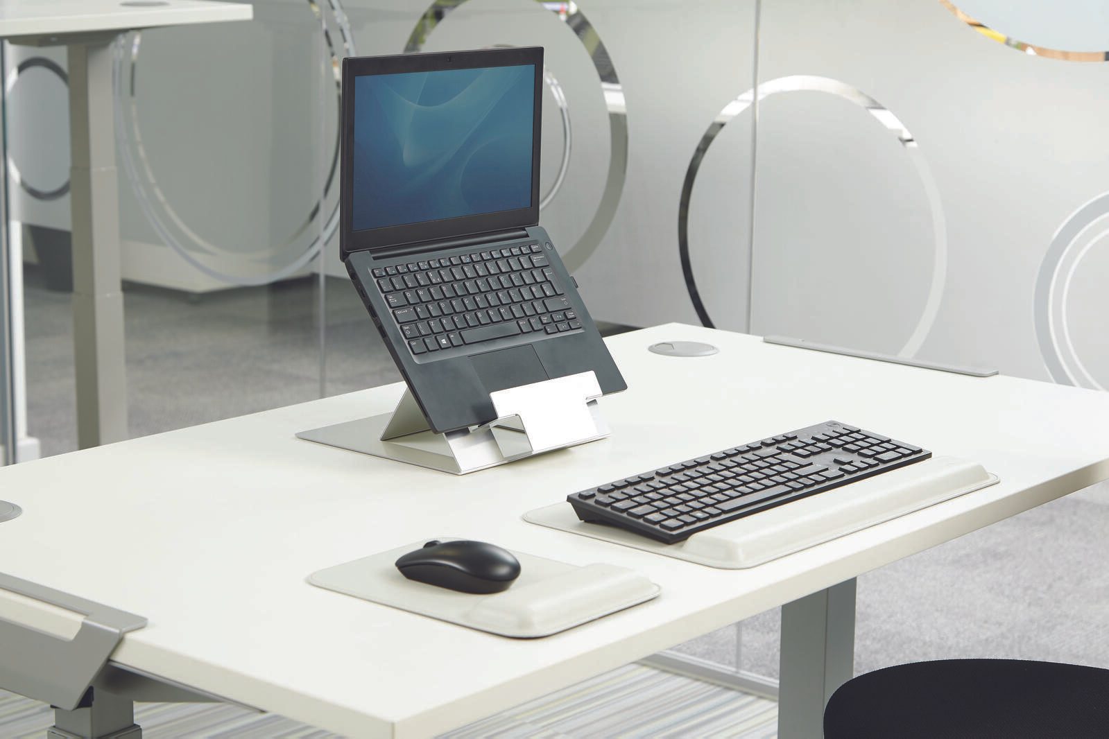 Fellowes Notebook-Ständer Hylyft silber