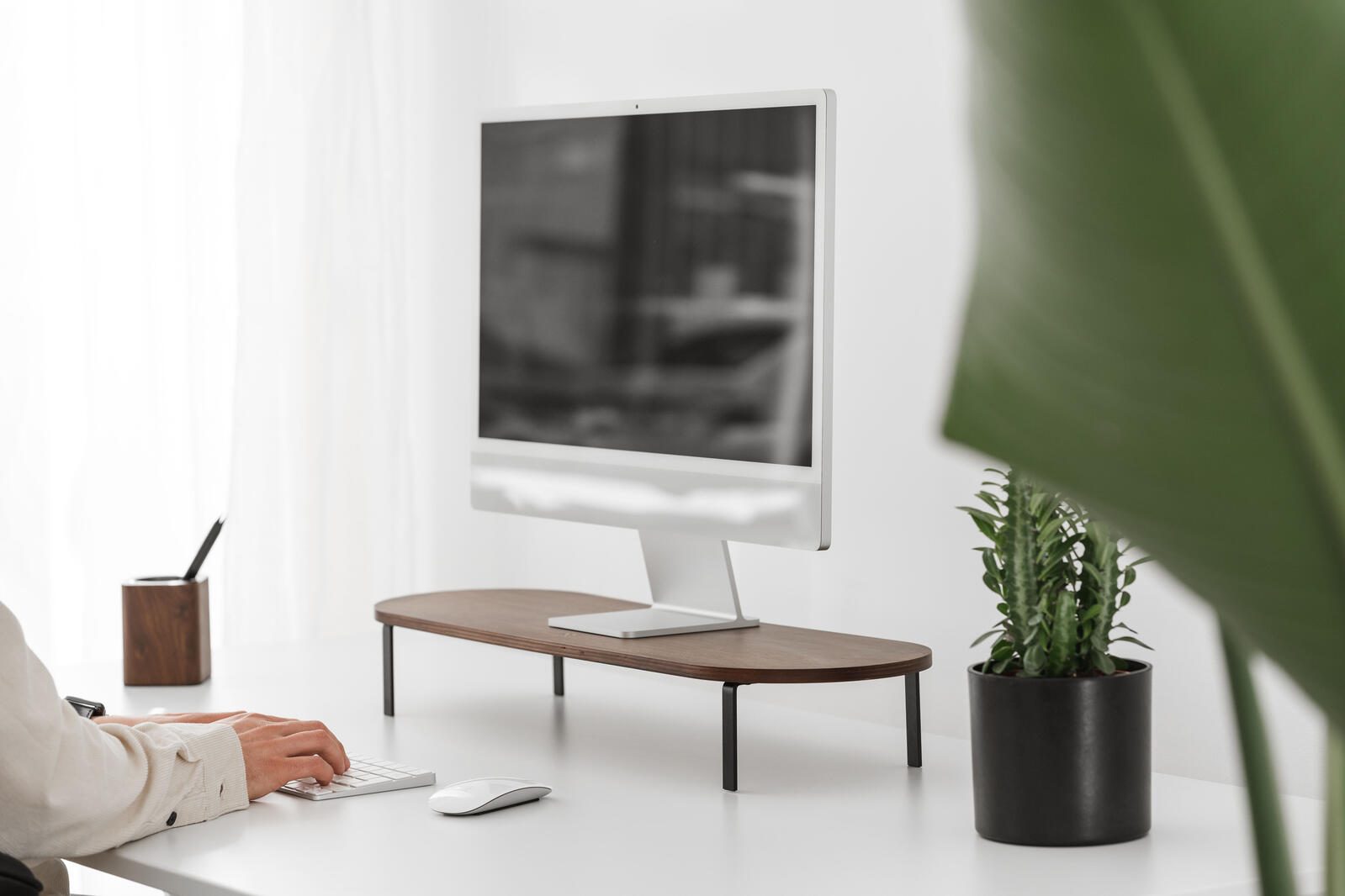 WOODCESSORIES Monitorständer Single Walnuss
