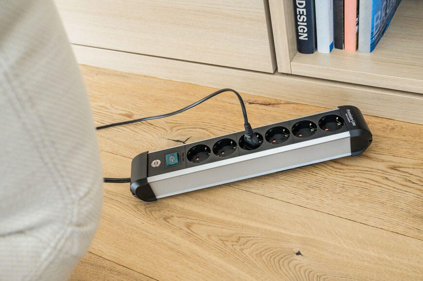 brennenstuhl Steckdosenleiste mit Schalter Premium-Alu-Line  3 m
