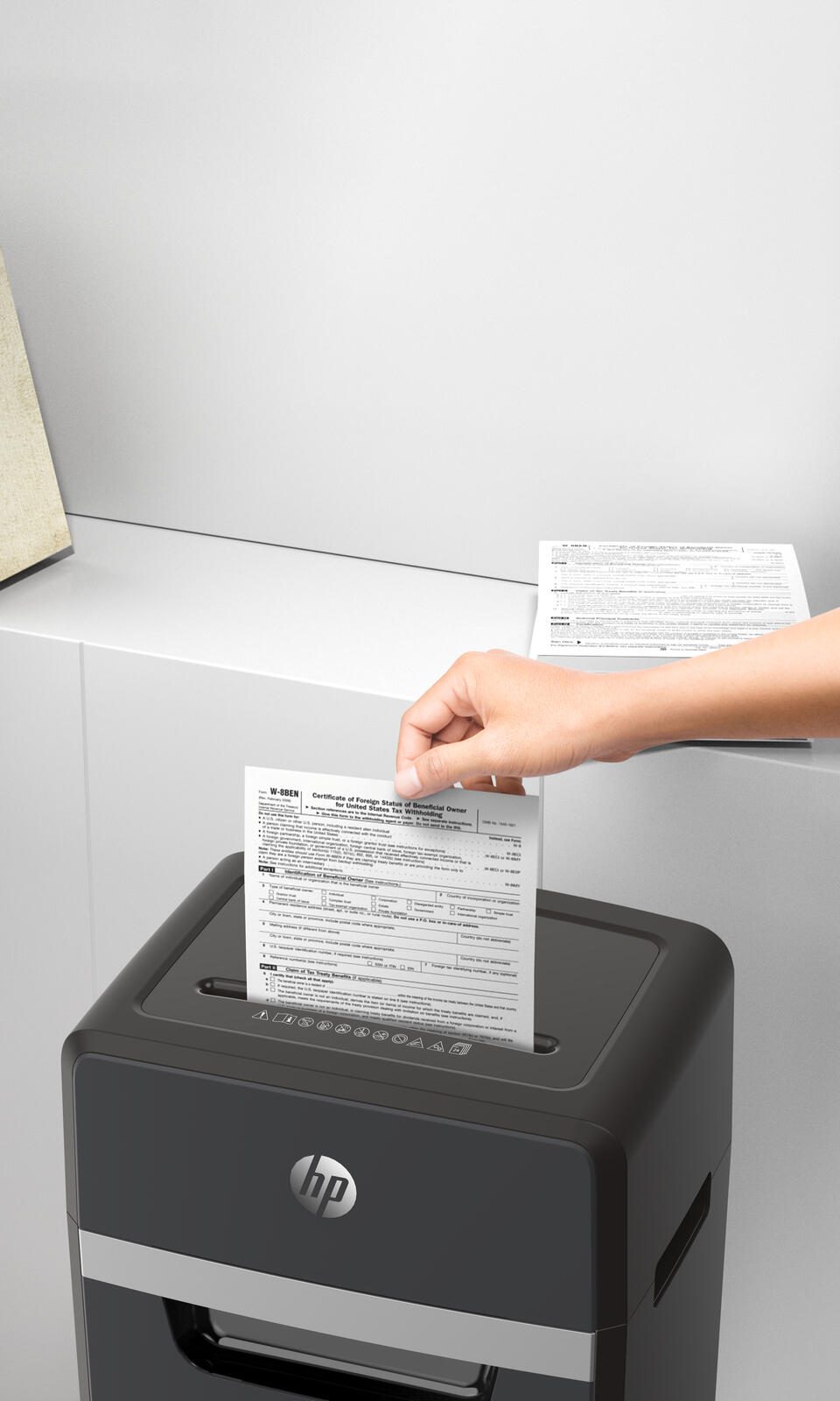 HP Pro Shredder 24CC Aktenvernichter mit Partikelschnitt
