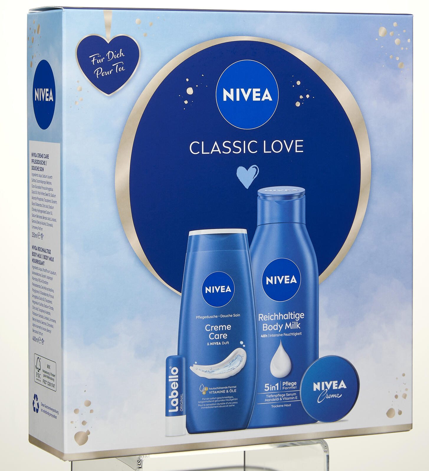 NIVEA CLASSIC LOVE Geschenkset 1 Bodylotion (400ml), 1 Pflegedusche (250ml), 1 Hautcreme (40ml), 1 Labello (4,8g)