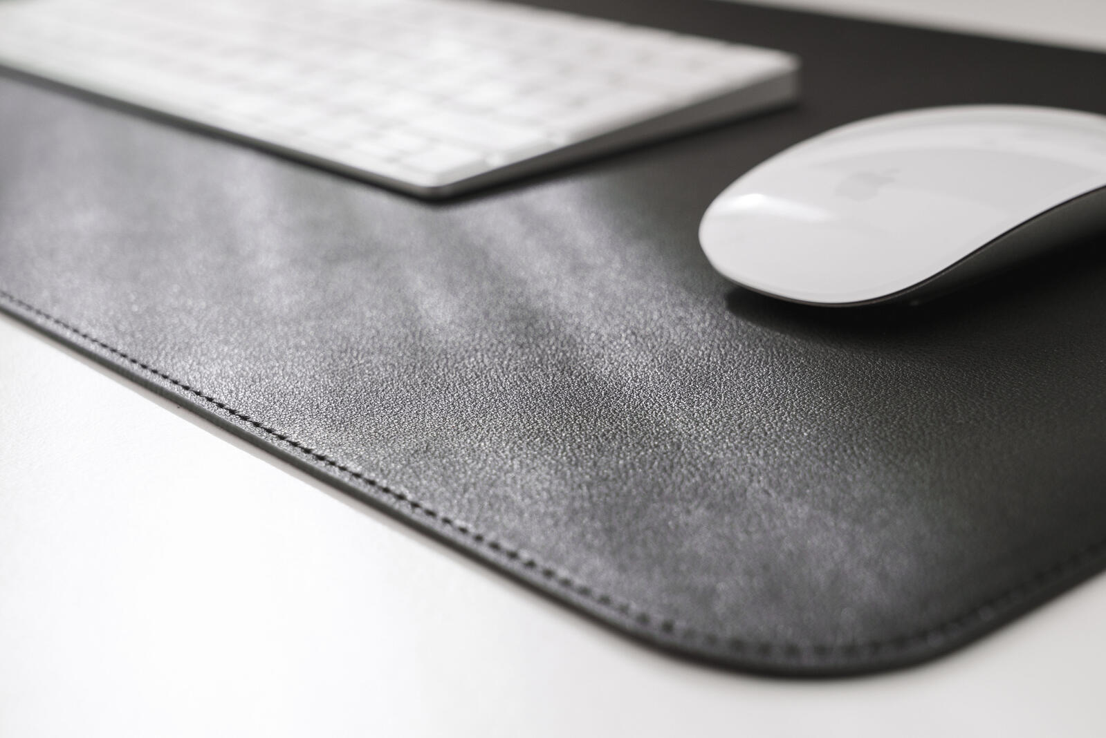 WOODCESSORIES Mousepad L schwarz