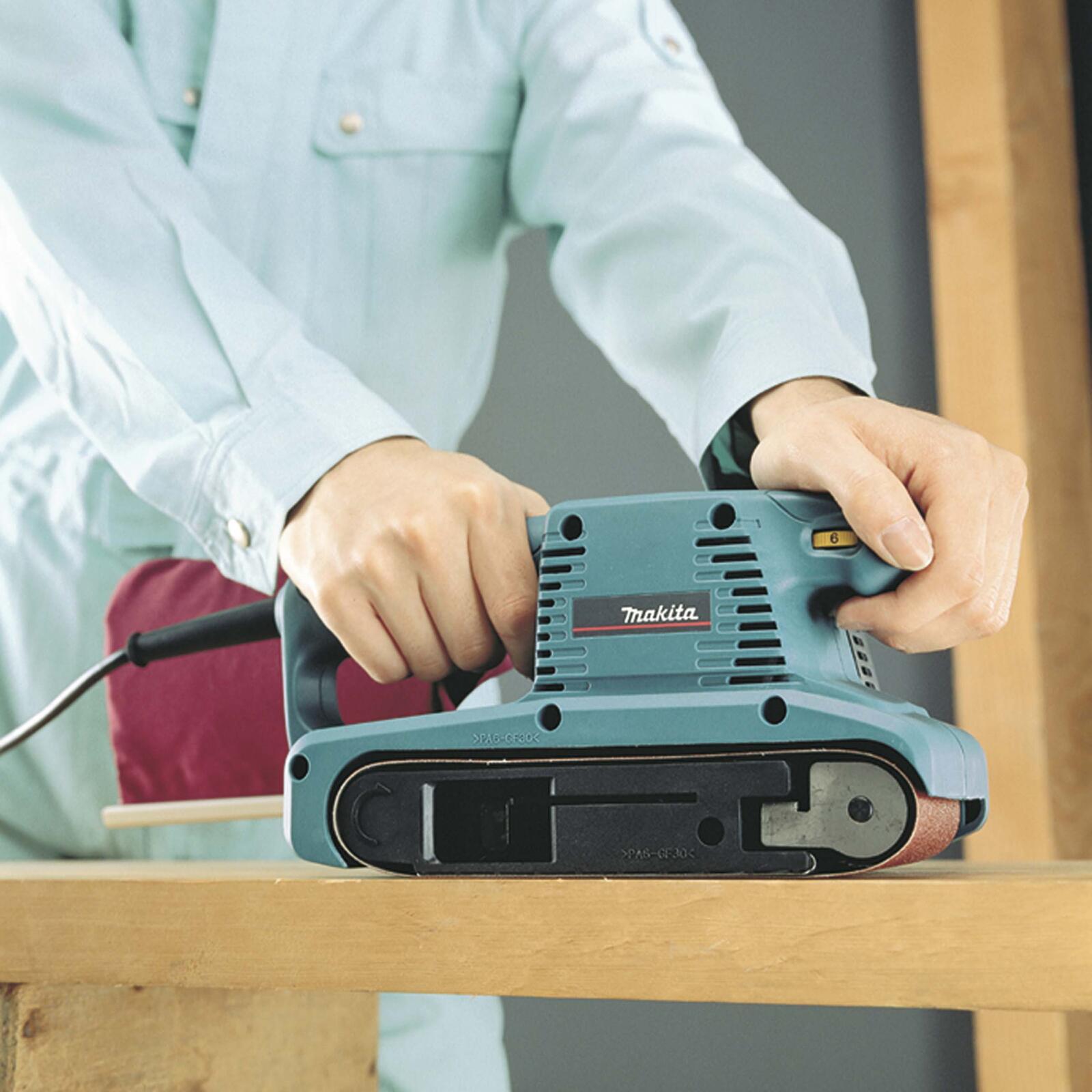Makita Bandschleifer 9911J