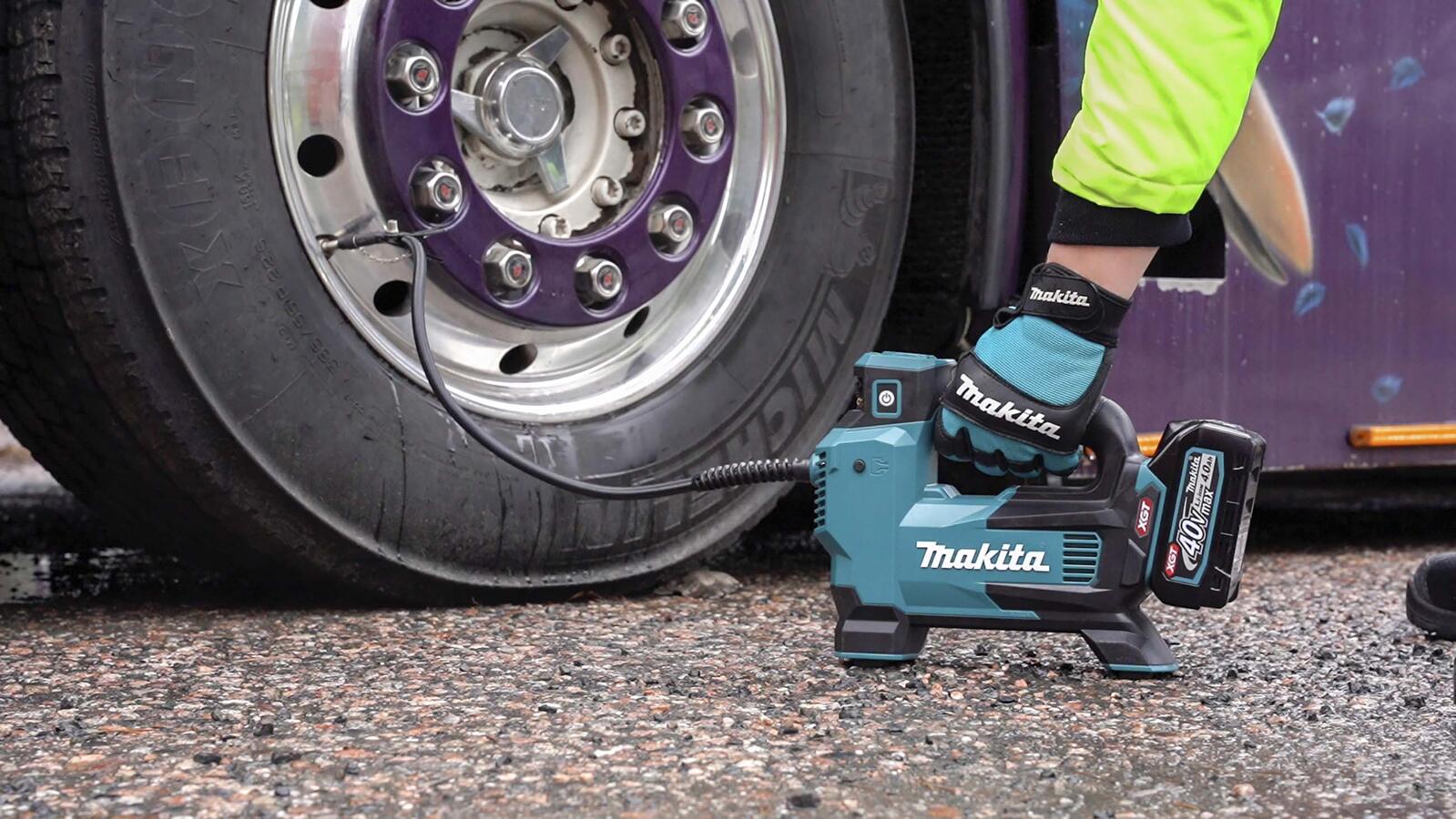 Makita Akku-Kompressor MP001GZ