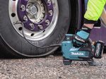 Makita Akku-Kompressor MP001GZ