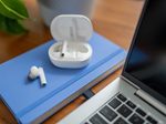 Poly Voyager Free 60 UC Headset In-Ear weiß