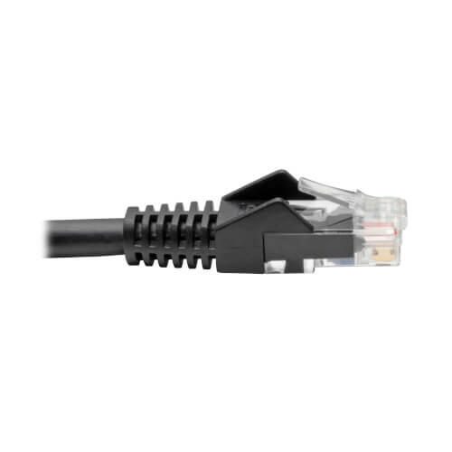 Eaton Tripp Lite Series Cat6 Gigabit Snagless Molded (UTP) Ethernet Kabel (RJ45 Stecker/Stecker), Schwarz, 7 ft. (2.13 m)