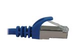 Eaton Tripp Lite Series Cat6a 10G Snagless Shielded Slim STP Ethernet Kabel (RJ45 Stecker/Stecker), PoE, Blue, 3 ft. (0.9 m)