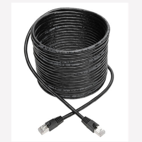Eaton Tripp Lite Series Cat6a 10G Snagless Shielded STP Ethernet Kabel (RJ45 Stecker/Stecker), PoE, Schwarz, 30 ft. (9.14 m)