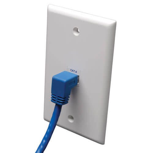 Eaton Tripp Lite Series Down-Angle Cat6 Gigabit Molded UTP Ethernet Kabel (RJ45 Right-Angle Down M zu RJ45 M), Blue, 3 ft. (0.91 m)