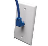 Eaton Tripp Lite Series Up-Angle Cat6 Gigabit Molded UTP Ethernet Kabel (RJ45 Right-Angle Up M zu RJ45 M), Blue, 5 ft. (1.52 m)
