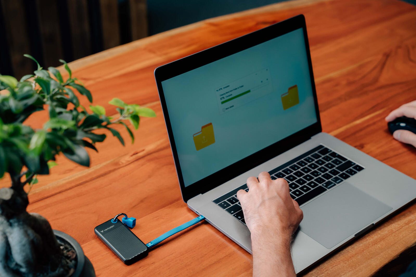 Verbatim Pocket SSD - 1 TB, Schwarz, Blau