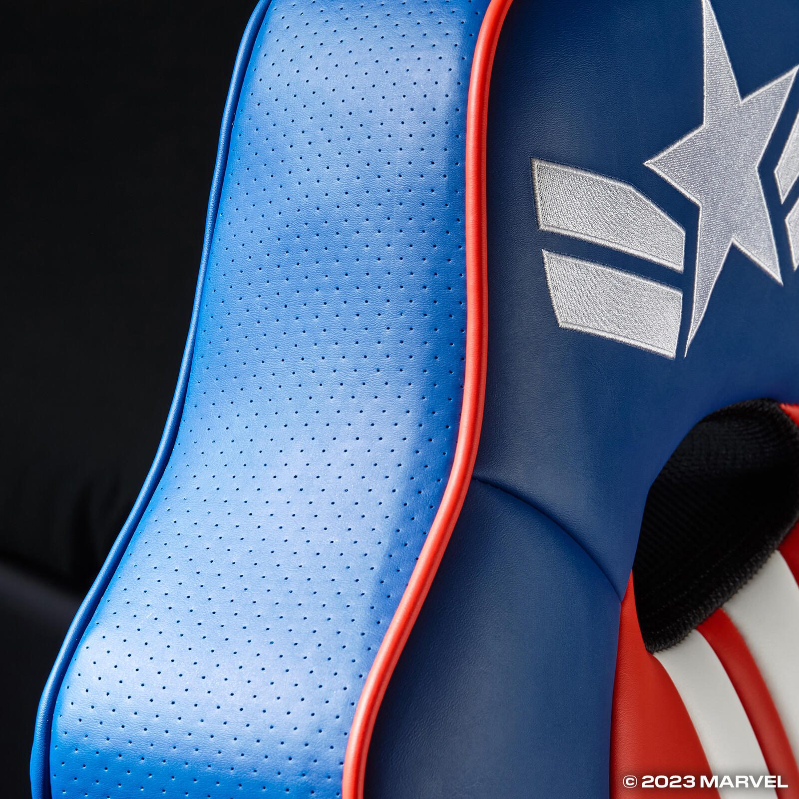 X Rocker Marvel™ Elite 2.1 Gaming-Sessel  im Captain America Design - blau/rot