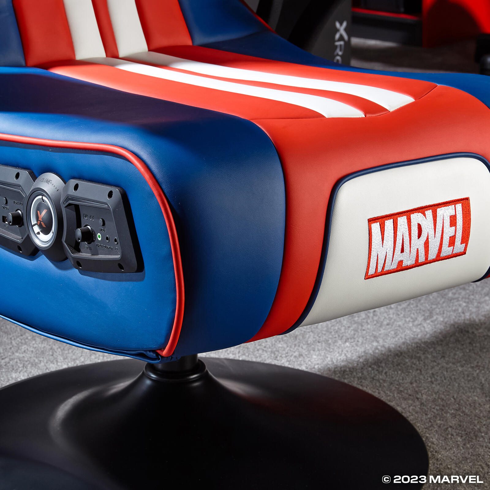 X Rocker Marvel™ Elite 2.1 Gaming-Sessel  im Captain America Design - blau/rot