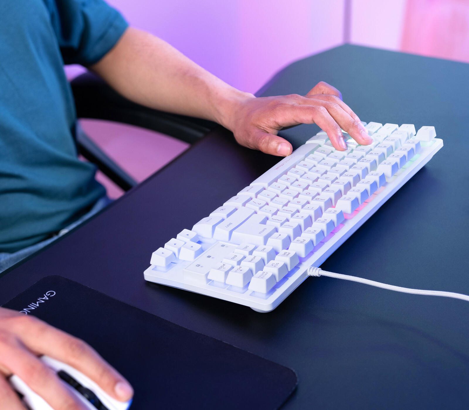 Trust Gaming GXT 833W Thado Tastatur mit TKL-Beleuchtung - Weiß DE