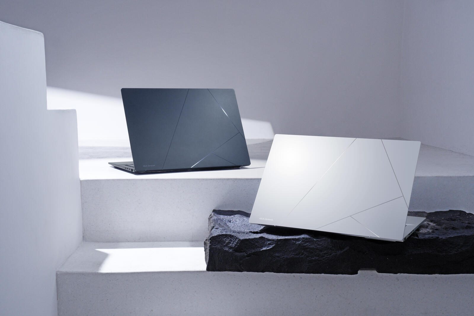 ASUS Zenbook 14 UX3405CA-PP269W Notebook Intel Core Ultra 9 285H, 35,6 cm (14")