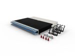Patchbox patchbox.one Kabeleinzugssystem 8RU/STP (0,8 m) mit 24 Kassetten, Patchkabel Cat. 6a, U/FTP, PoE, Kabel blau